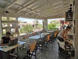 G & G Corner Food & Bar
