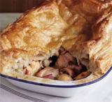 Chicken pie with mushrooms